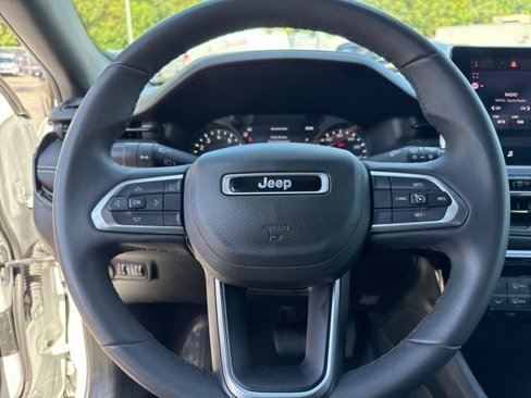 Certified 2022 Jeep Compass Altitude w/ Sun and Sound Group image 14