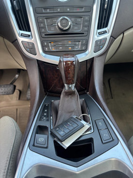 Used 2010 Cadillac SRX Luxury image 15