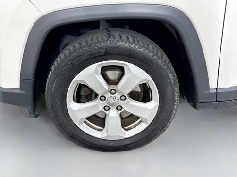 Used 2018 Jeep Compass Latitude w/ Popular Equipment Group image 33