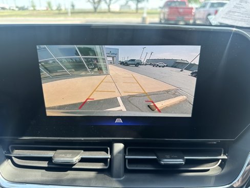Used 2024 Chevrolet Trax LT image 22