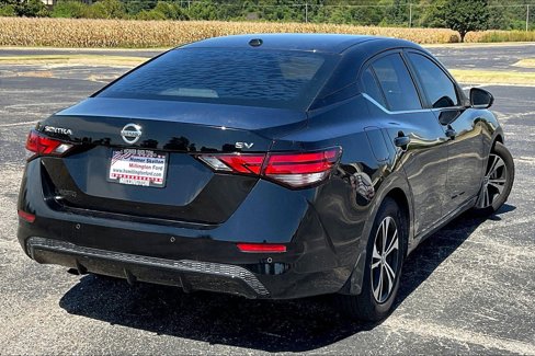 Used 2020 Nissan Sentra SV image 5