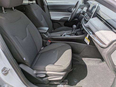 New 2025 Jeep Compass Sport image 27