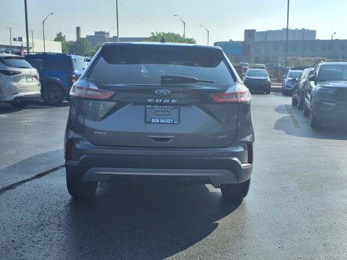 Used 2022 Ford Edge SEL w/ Convenience Package image 5