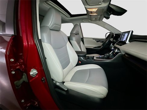 Certified 2020 Toyota RAV4 Limited image 36