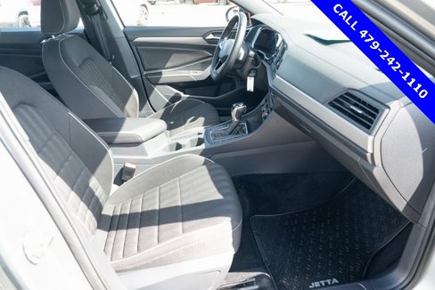 Certified 2023 Volkswagen Jetta Sport image 37