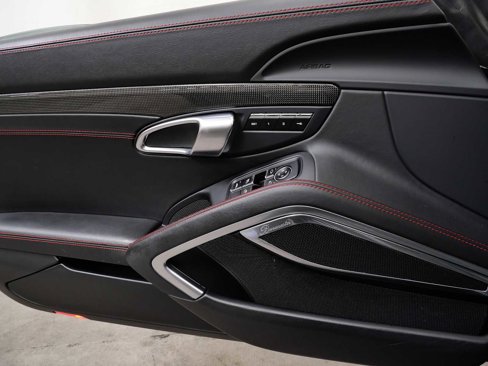 Used 2019 Porsche 911 Turbo S image 32