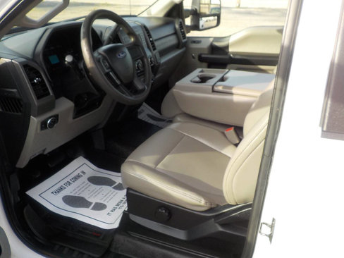 Used 2017 Ford F250 XL w/ Power Equipment Group image 11