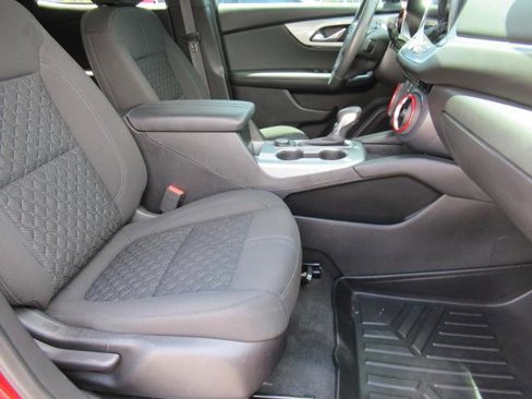Used 2021 Chevrolet Blazer LT image 9