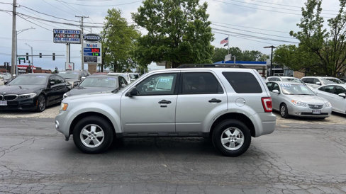 Used 2010 Ford Escape XLT image 7