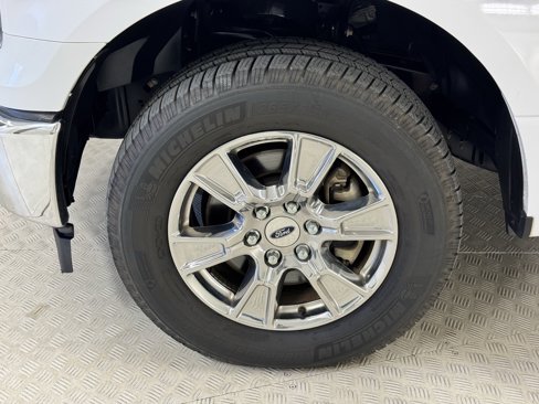 Used 2017 Ford F150 XLT w/ Equipment Group 301A Mid image 7