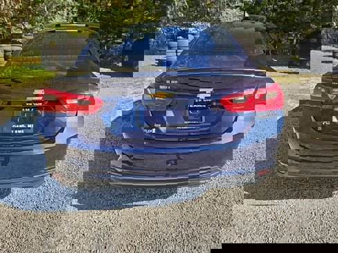 Used 2018 Chevrolet Malibu LS image 4