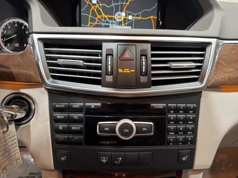 Used 2012 Mercedes-Benz E 350 Sedan image 44
