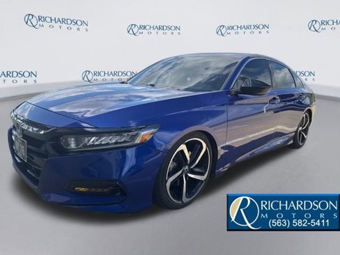 Used 2020 Honda Accord Sport image 3