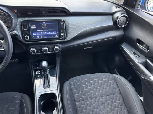 Used 2023 Nissan Kicks SV image 23