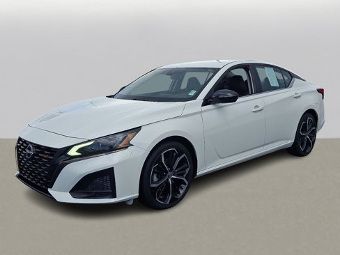Used 2023 Nissan Altima 2.5 SR image 5