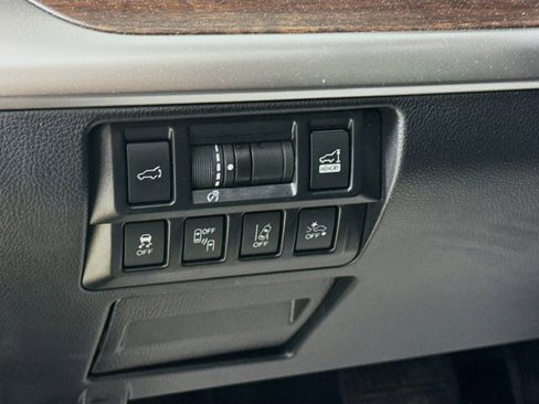 Used 2019 Subaru Outback 2.5i Limited w/ Popular Package #2 image 10