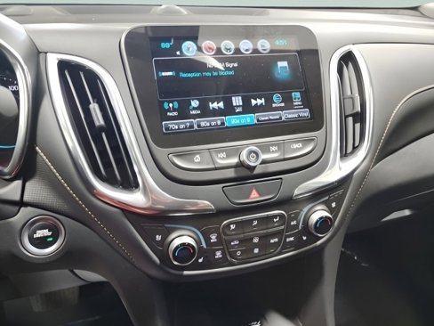 Used 2018 Chevrolet Equinox Premier image 28