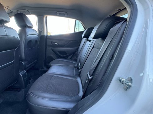 Used 2020 Buick Encore Preferred image 25