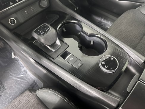 Used 2022 Nissan Rogue SV image 31