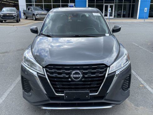 Used 2023 Nissan Kicks S image 2