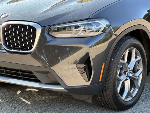 Certified 2023 BMW X4 xDrive30i w/ Convenience Package image 13