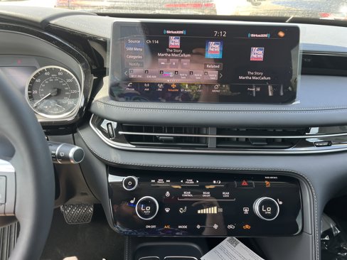 New 2025 INFINITI QX60 Pure image 9