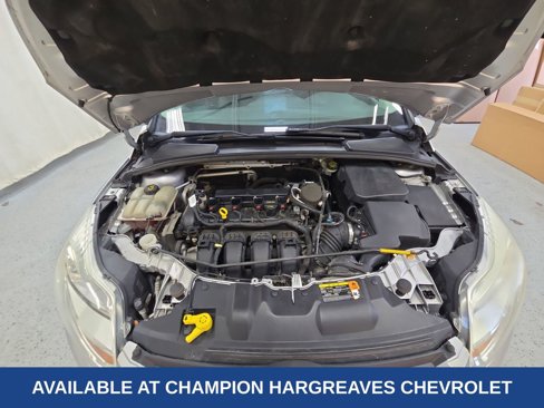 Used 2014 Ford Focus SE w/ SE Winter Package image 39