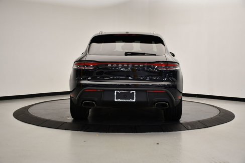 Certified 2025 Porsche Macan Turbo image 6