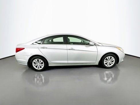 Used 2011 Hyundai Sonata GLS image 4