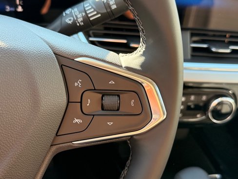 New 2026 Chevrolet Trax LT w/ Driver Confidence Package image 10