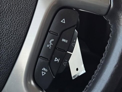 Used 2013 Chevrolet Suburban LS image 31