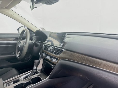 Used 2020 Honda Accord EX image 26