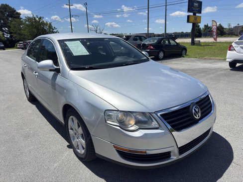 Used 2008 Volkswagen Passat 2.0T image 3