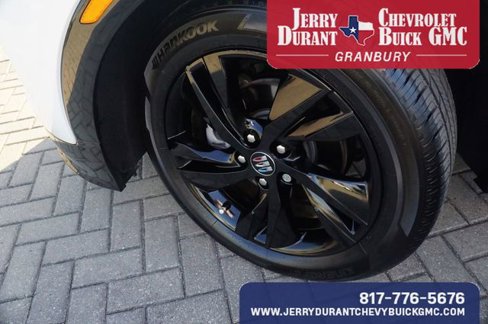 Used 2025 Buick Encore GX Sport Touring w/ Advanced Technology Package image 9