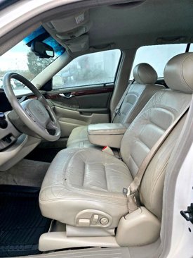 Used 2000 Cadillac De Ville w/ Comfort/Convenience Pkg image 8