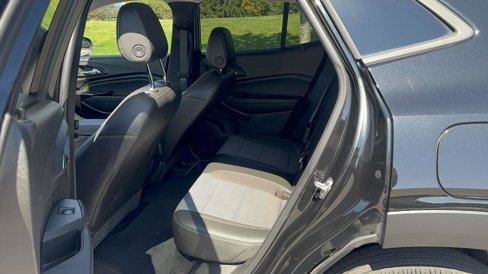 Used 2024 Chevrolet Trax LT w/ Driver Confidence Package image 12