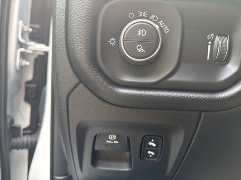 Used 2022 RAM 1500 Big Horn image 26