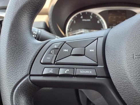 New 2025 Nissan Versa S w/ Trunk Package image 28