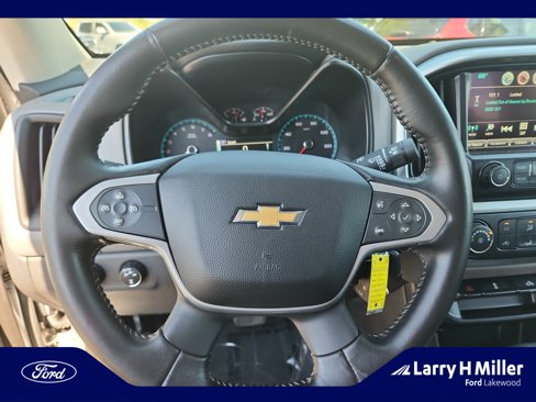 Used 2016 Chevrolet Colorado LT w/ LT Convenience Package image 9