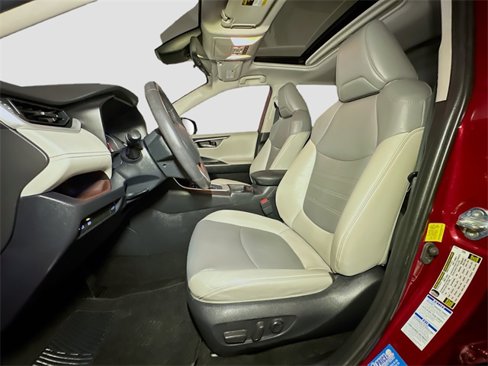 Certified 2020 Toyota RAV4 Limited image 19
