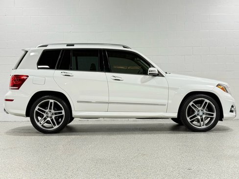 Used 2015 Mercedes-Benz GLK 350 4MATIC image 5