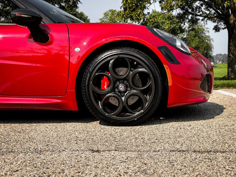 Used 2018 Alfa Romeo 4C Spider w/ Spider Track Package 3 image 74