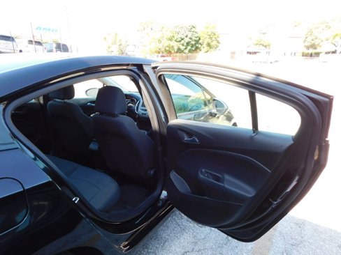 Used 2018 Chevrolet Cruze LS image 39