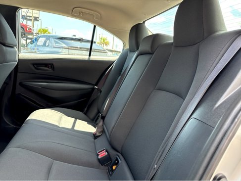 Used 2022 Toyota Corolla LE image 17