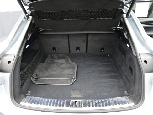 Certified 2020 Porsche Cayenne image 22