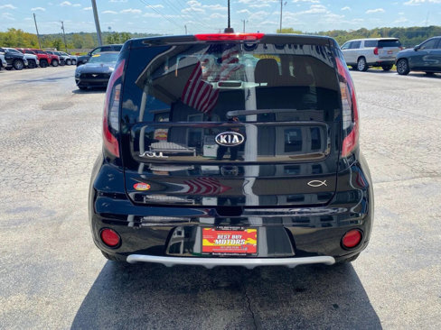 Used 2018 Kia Soul + image 6