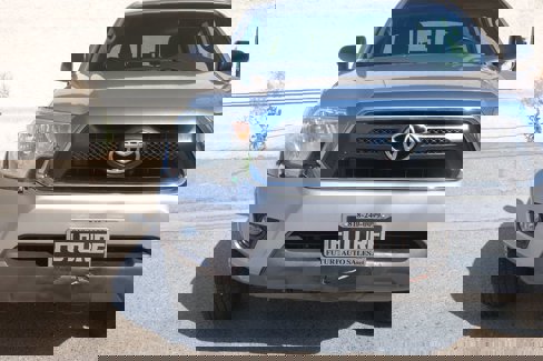 Used 2015 Toyota Tacoma PreRunner w/ SR5 Package image 34