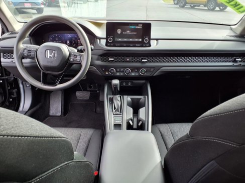 Used 2023 Honda Accord EX image 6