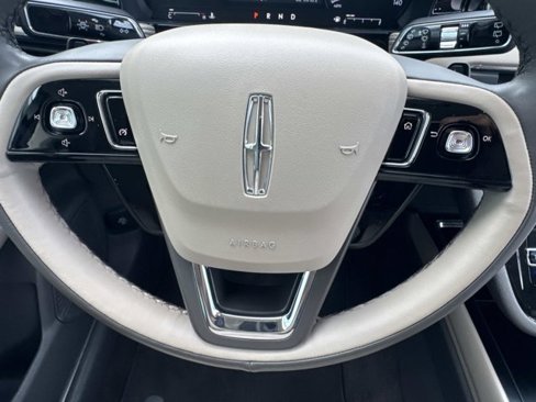 Used 2021 Lincoln Corsair FWD image 28