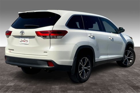 Used 2019 Toyota Highlander Plus image 14